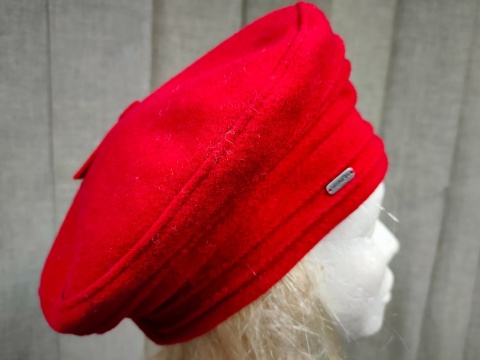 Beret 001-3