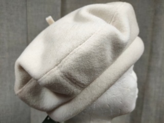 Beret 4989-05