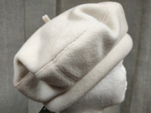 Beret 4989-05